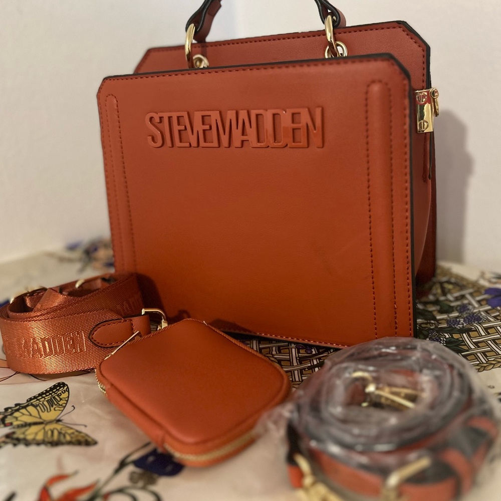 STEVE MADDEN | Burnt Orange | Evelyn Bag